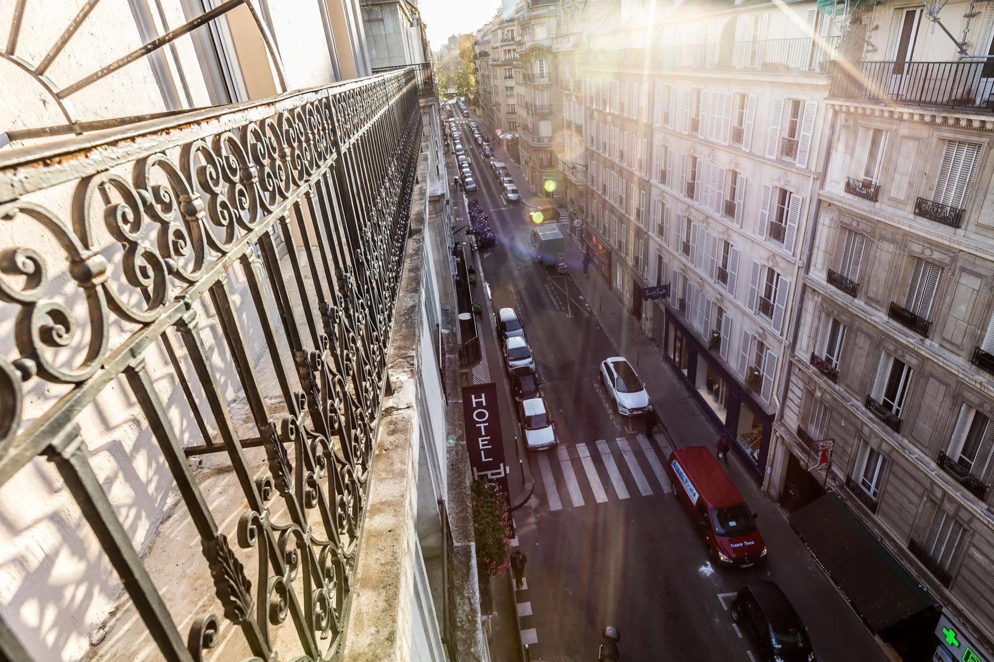 Duret Champs Elysees Hotel París